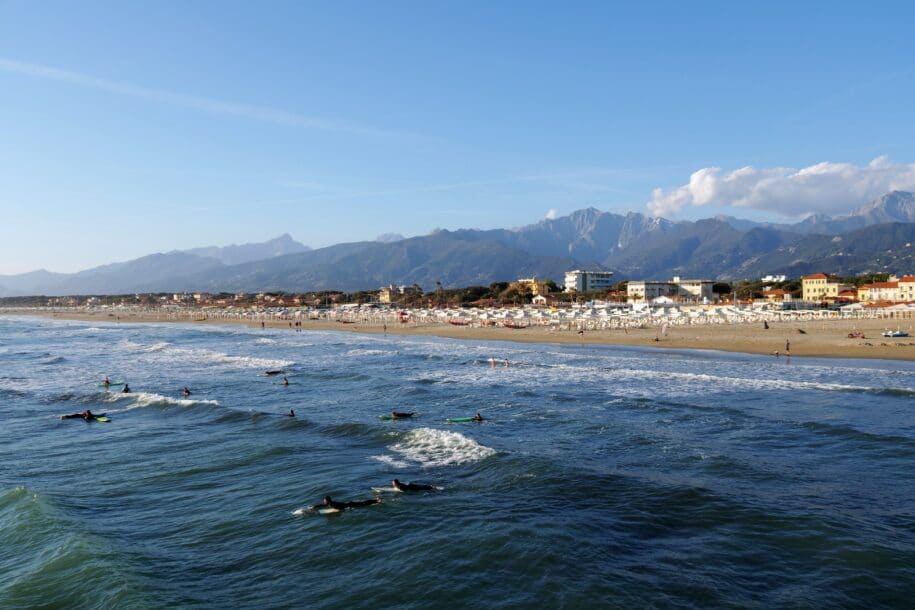 Rent a bike in Forte dei Marmi and enjoy exploring this beautiful town