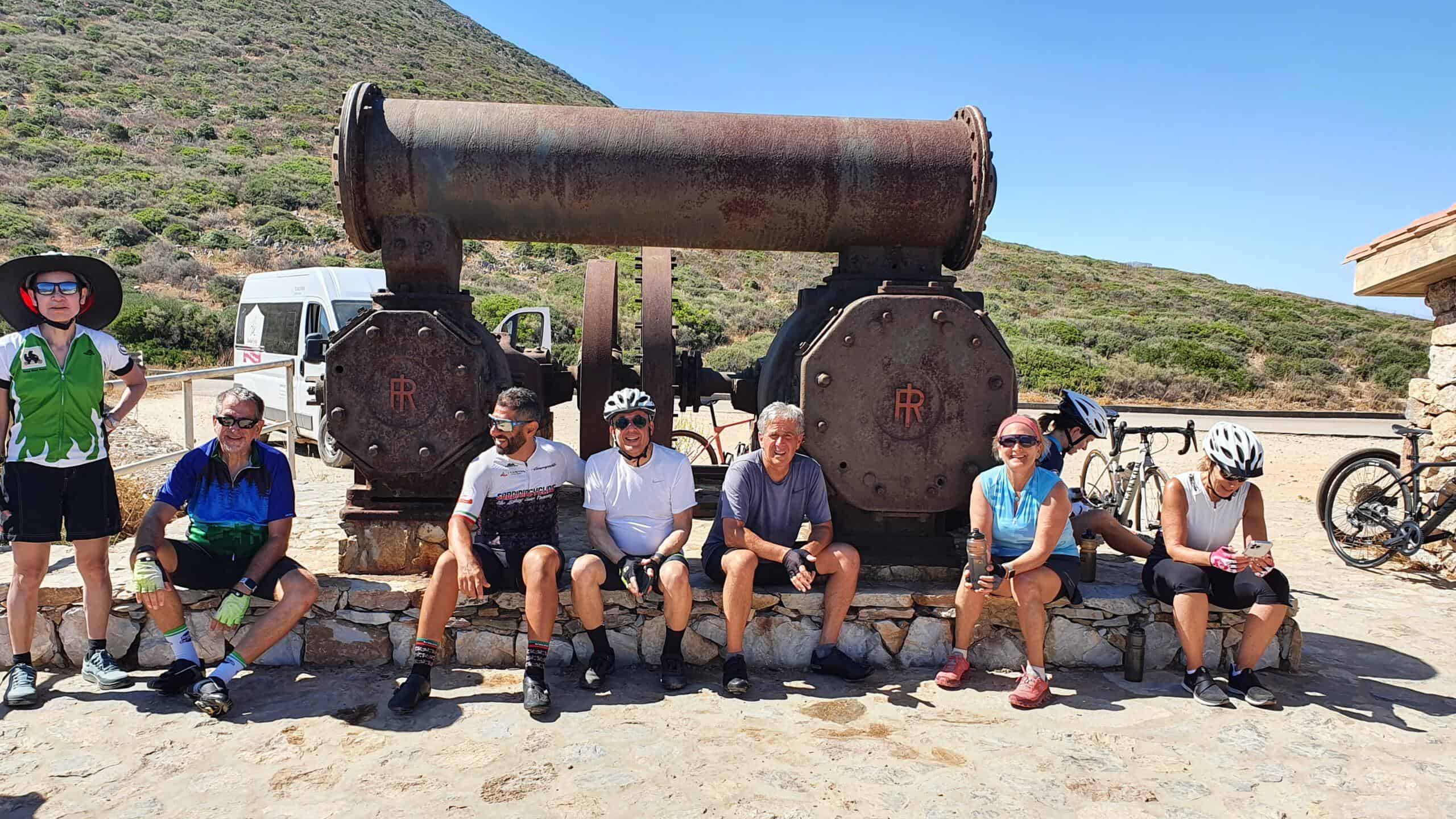 Cycling-in-Sardinia-with-friends