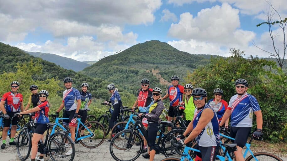 Cycling-in-Lucca-with-friends