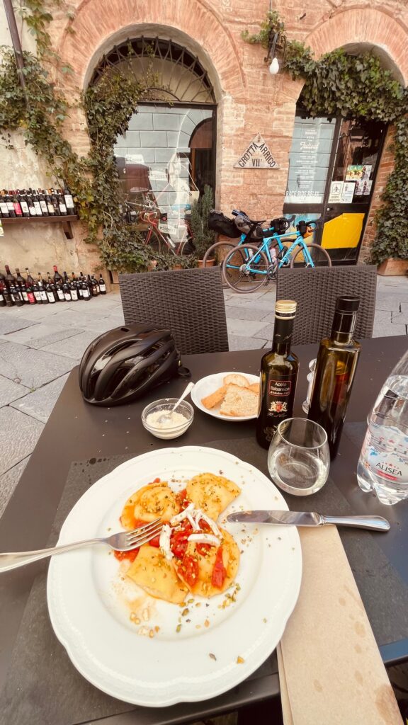 Bike-hire-in-Tuscany-food